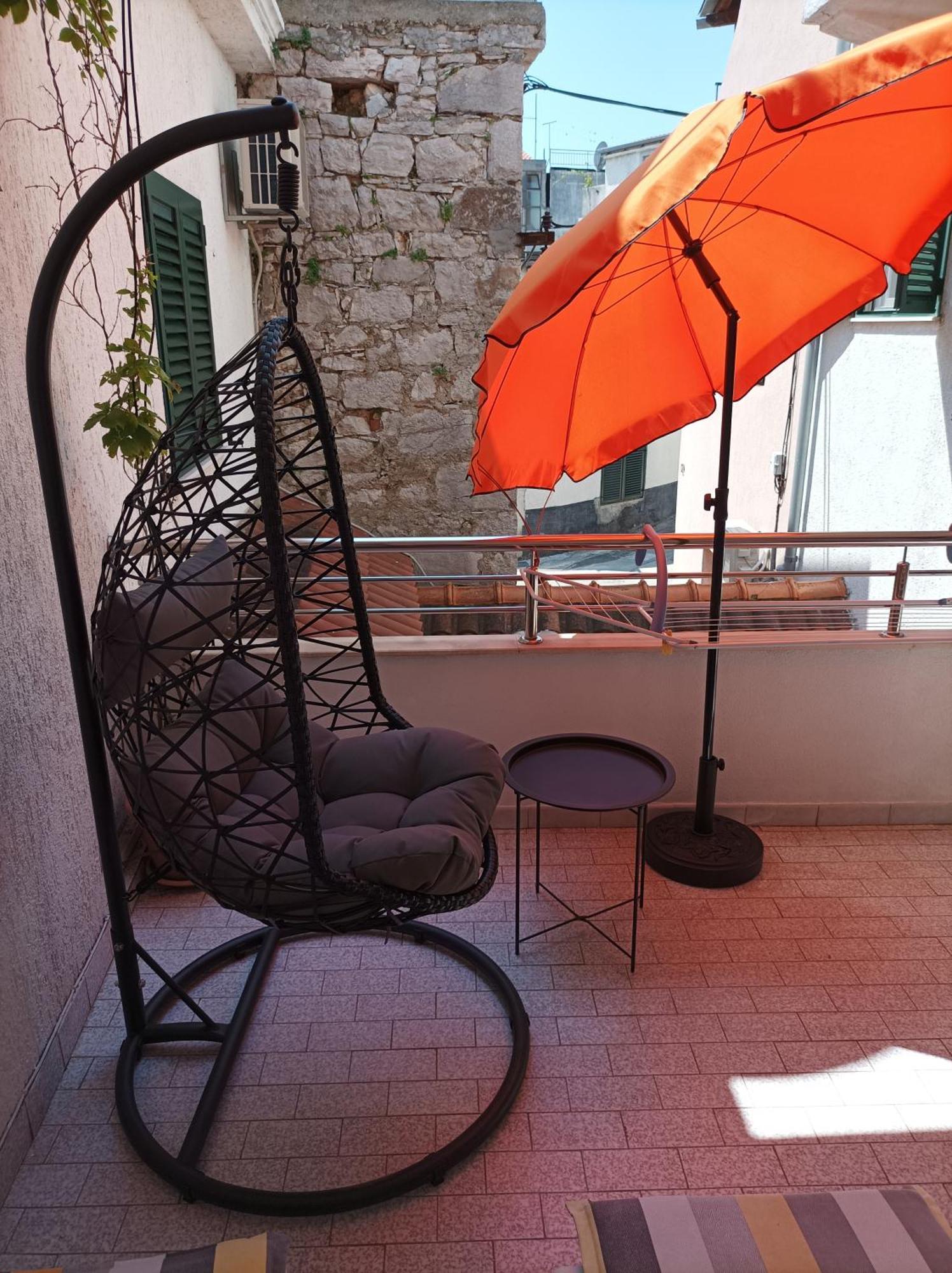 Apartments Vodice Marica Екстер'єр фото