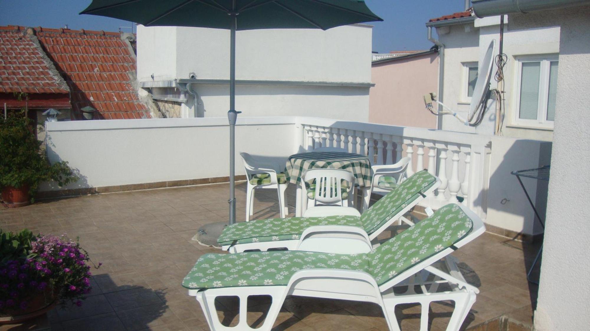 Apartments Vodice Marica Екстер'єр фото