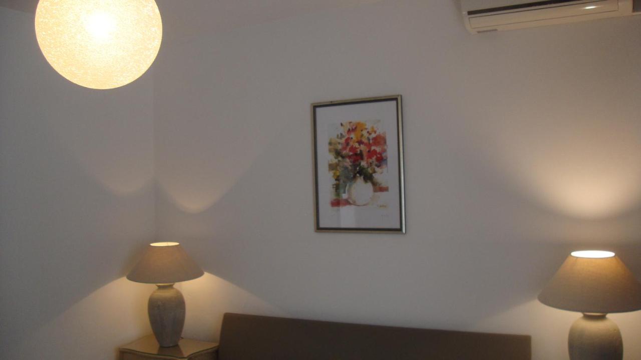 Apartments Vodice Marica Екстер'єр фото