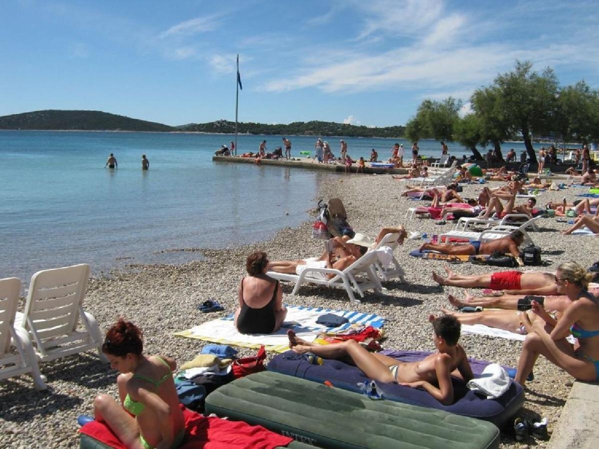 Apartments Vodice Marica Екстер'єр фото